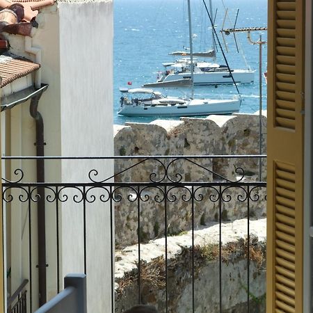 Nafpaktos Apartment And Studios In Port Extérieur photo